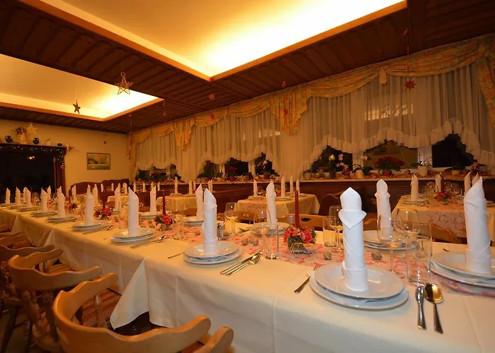 Kirchenwirt Фельден-ам-Вёртер-Зе